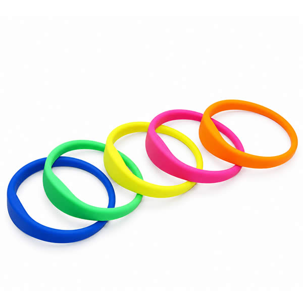 RFID Silicone Wristband, Custom RFID Chip Bracelet for Events & Access Control